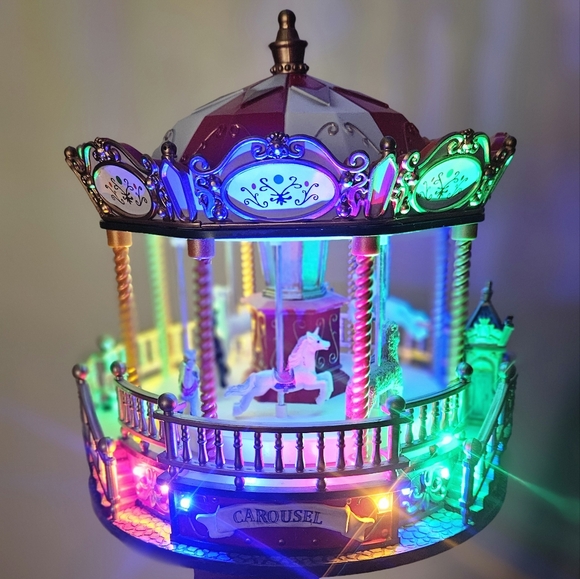 Musical Moving Christmas Carousel - Picture 7 of 9